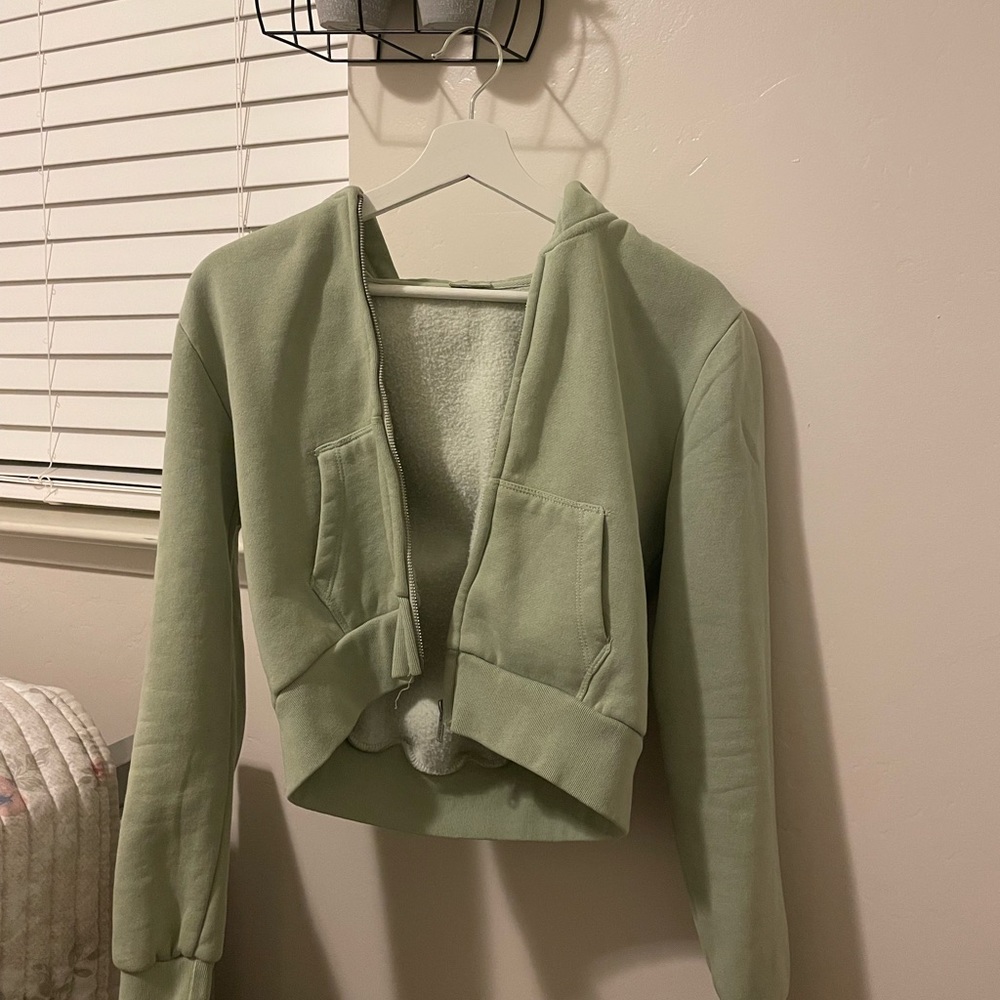 john galt green zip-up sweater 💚